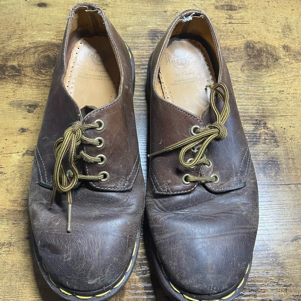 Vintage Doc Marten Low Top Boots Size 8